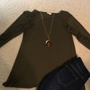 Boutique green ruffle sleeve top